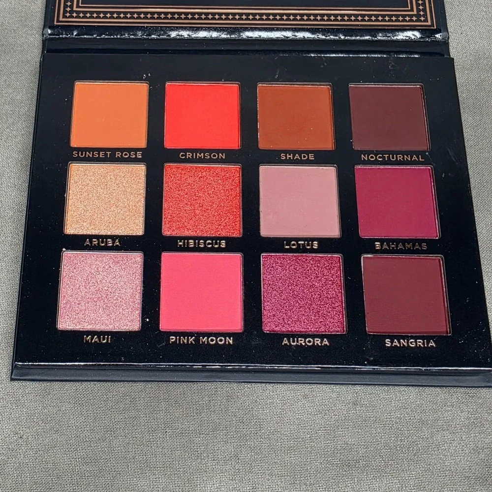 Ace Beaute SCARLET DUSK Eyeshadow Palette 12 Shades 0.55oz NIB‎